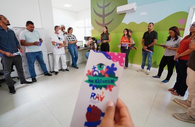 Equipe do Hospital da Criança de Alagoas recebe capacitação sobre Maio Laranja