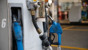 preço da gasolina nas refinarias