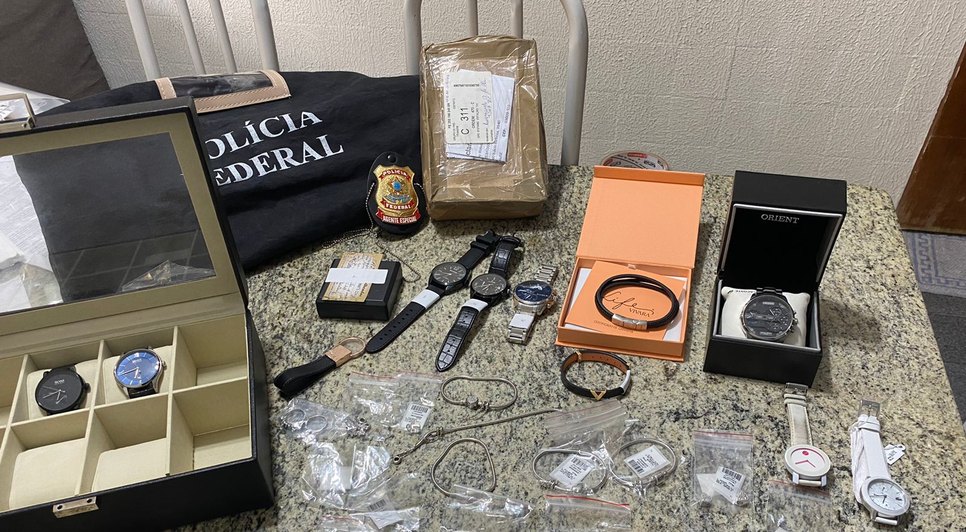 Polícia Federal cumpre mandados contra desvio de encomendas de joalherias nos Correios / Foto: Foto: PF/SE