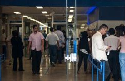 Febraban adia para 2018 recebimento de boletos vencidos em qualquer banco