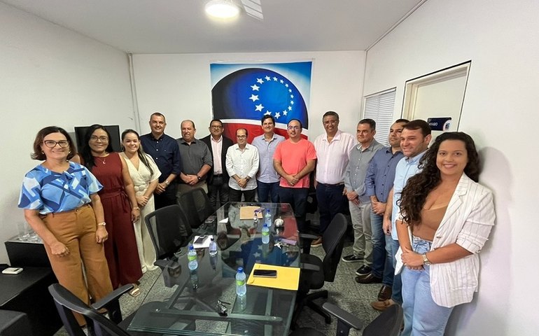 Prefeito Ronaldo Lopes é eleito vice-presidente do Conisul