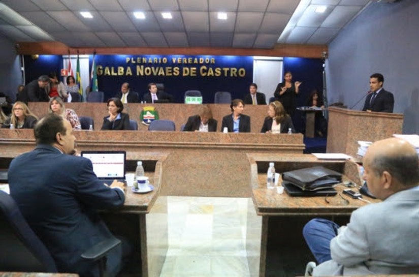 Câmara de Maceió deposita décimo dos servidores comissionados nesta quarta​