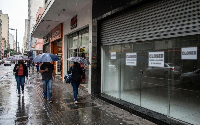 Total de empresas inadimplentes cresce 1,5 milhão em um ano no Brasil, aponta Serasa