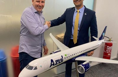 Prefeito JHC anuncia os novos voos da Azul para Maceió
