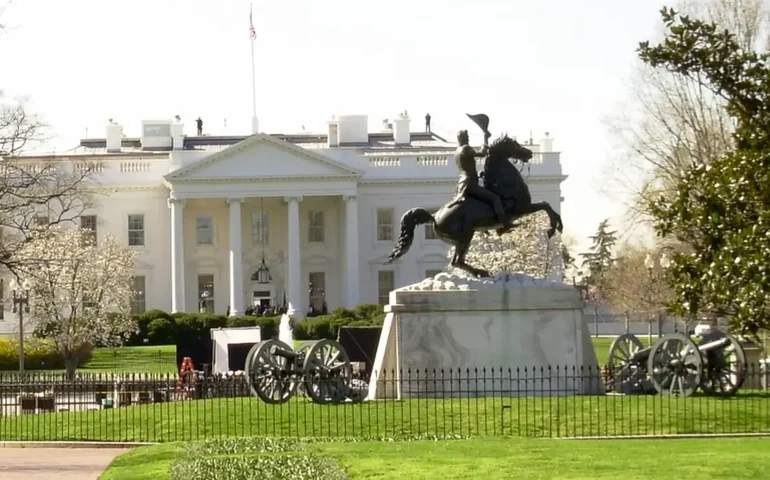 Índice de atividade nacional dos EUA sobe a +0,12 em agosto