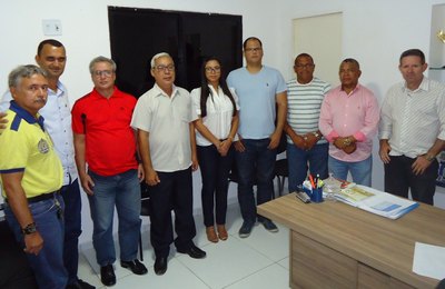 Associações militares se reúnem para discutir reajuste salarial 