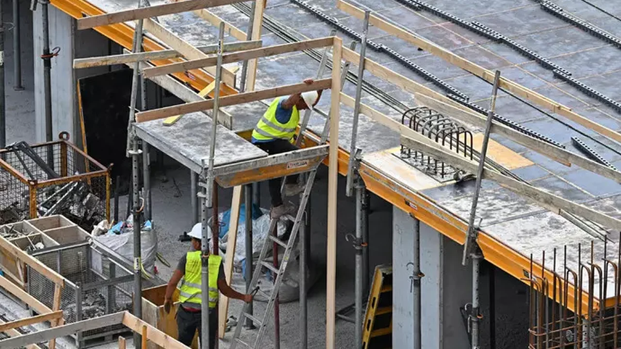 Jornada de 40 horas é para todo trabalhador? Folga deve ser no domingo? Entenda