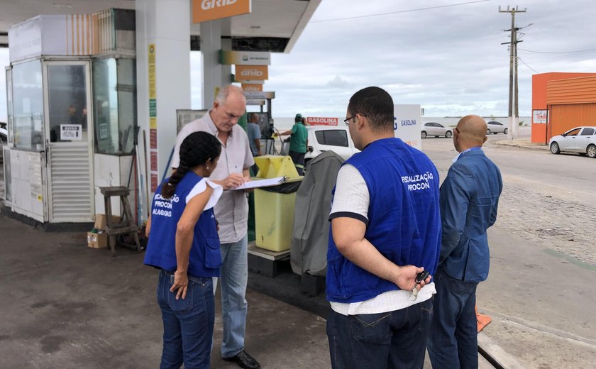 Procon-AL segue com aplicações de autos de infração em postos de combustíveis de Maceió por preços acima da média