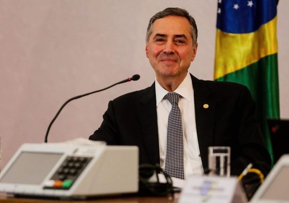 Depois do “perdeu, mané”, Barroso volta a ironizar manifestantes