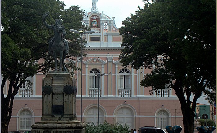 Concentração acontece na Praça Deodoro, no Centro