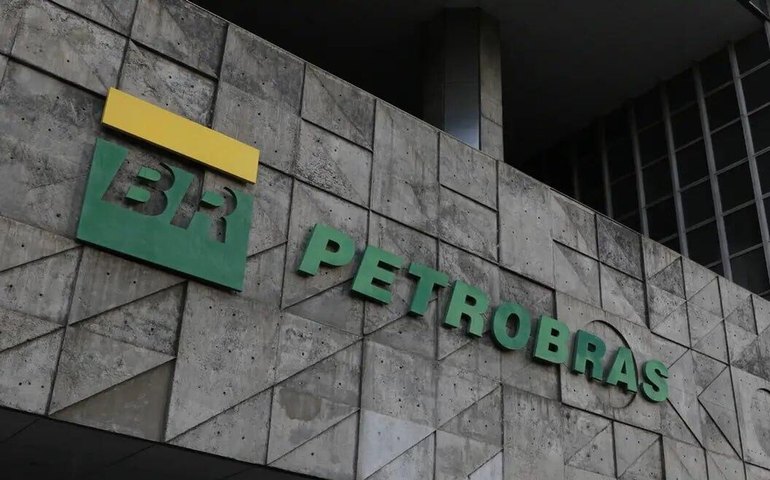 Petrobras registra lucro líquido de R$ 15,56 bilhões no quarto trimestre de 2025