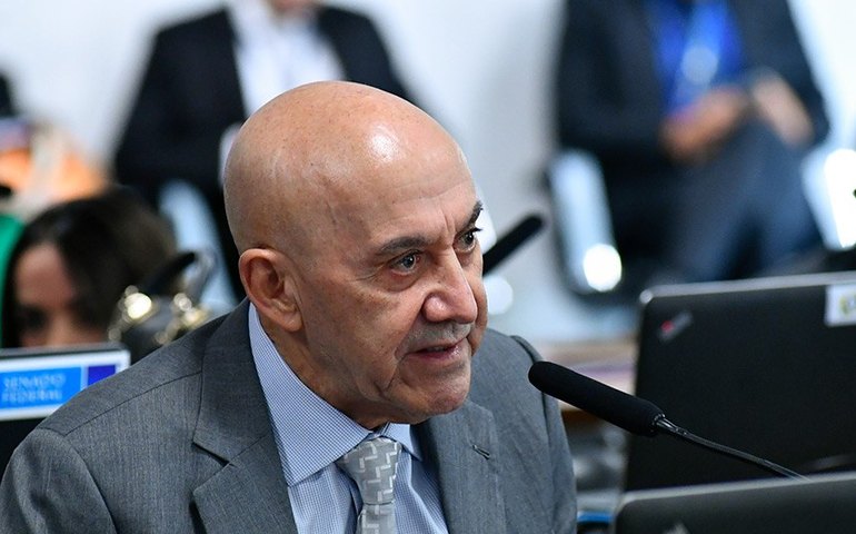 CE rejeita dois projetos para definir nome de ponte entre Rondônia e Acre