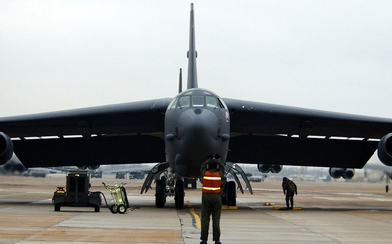 Pequena e envelhecida frota da Força Aérea dos EUA está perdendo vantagem para China, diz relatório