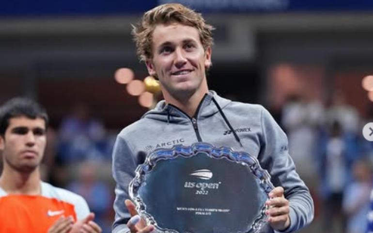 Casper Ruud vence Cerúndolo em jogo tenso e garante vaga na final do Masters de Madrid