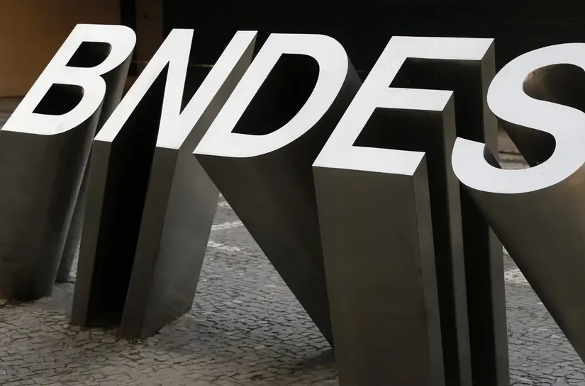 BNDES libera R$ 280 mi para fábrica de bateria da transição energética