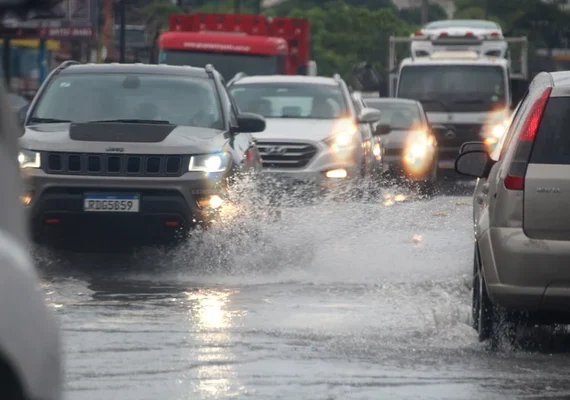 Inmet emite alerta de chuvas para Maceió e mais 53 municípios alagoanos