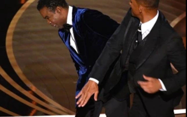 Tapa em Chris Rock rouba a cena dos filmes do Oscar e ofusca premiação