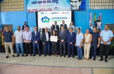 Programa Moradia Legal beneficia 225 famílias em Penedo