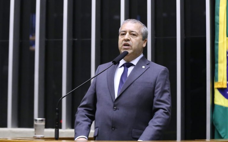 Comissão aprova permissão para estados e DF legislarem sobre questões de direito agrário