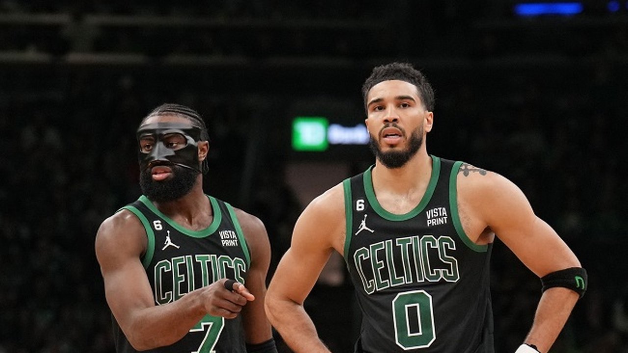 Boston Celtics freia embalo dos Pacers na NBA em noite de inspirada de Jayson Tatum