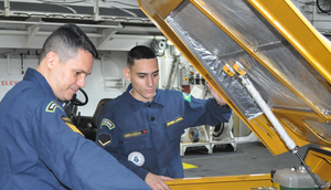 Marinha abre 50 vagas para concursos de nível médio técnico