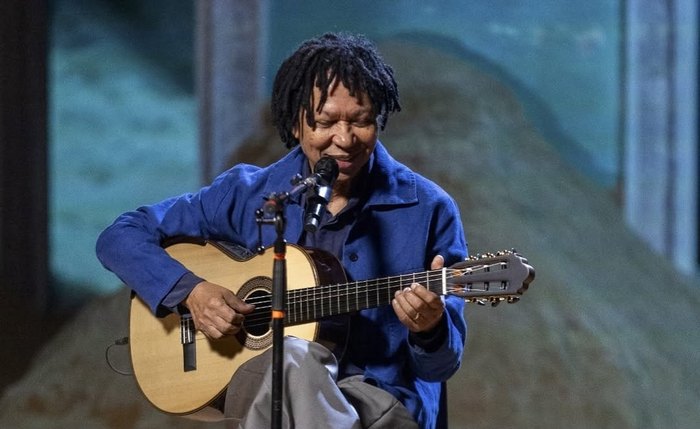 O cantor alagoano Djavan durante participação na Globo