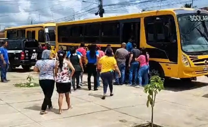 Funcionários e alunos foram retirados da creche para local com segurança
