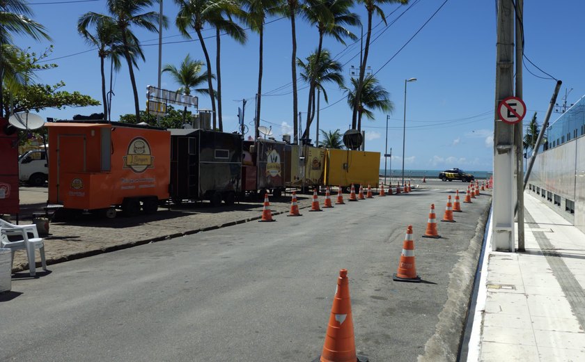 Departamento de Trânsito altera sentido de trecho em rua na Ponta Verde