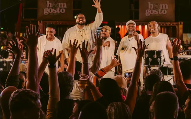 Bom Gosto lança álbum “Samba Aqui, Samba Lá” nesta sexta-feira