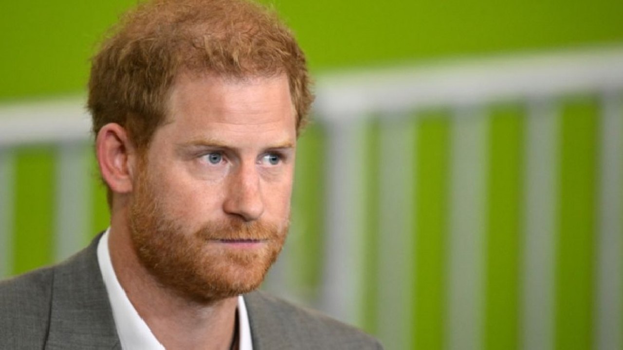Príncipe Harry fala sobre uso de drogas e agradece parceria de Meghan