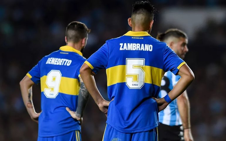 Benedetto e Zambrano são suspensos pelo Boca após trocarem socos no vestiário