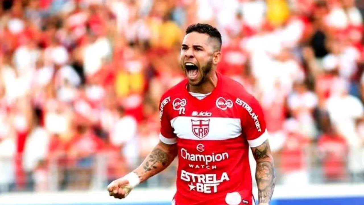 Ponte Preta acerta contratação do atacante Renato, ex-CRB e Avaí