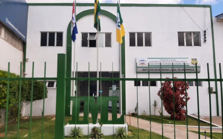 Jovem de 24 anos morre após queda de moto em curva perigosa de Água Branca