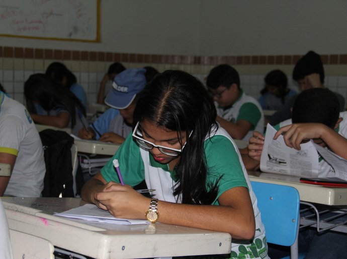 Alunos da rede municipal de Arapiraca participam de simulado Prova Brasil