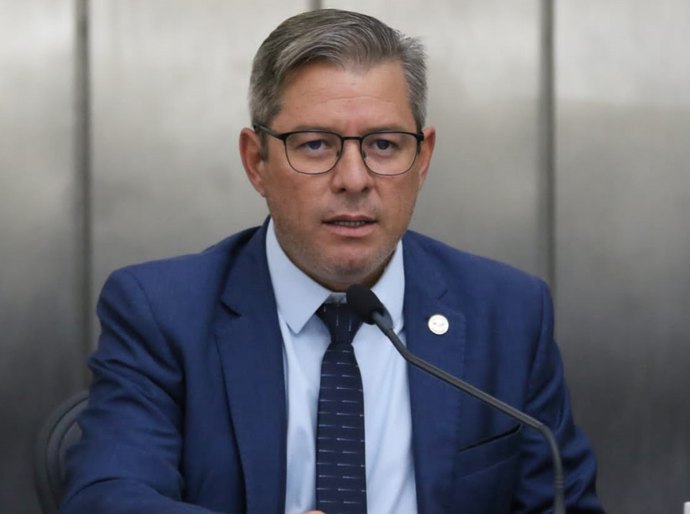 Cabo Bebeto aponta avanços em reunião da Comissão dos Direitos Humanos sobre TEA