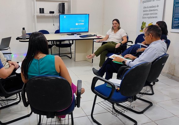 Sesau promove primeira reunião de monitoramento do programa Mais Médicos em Alagoas
