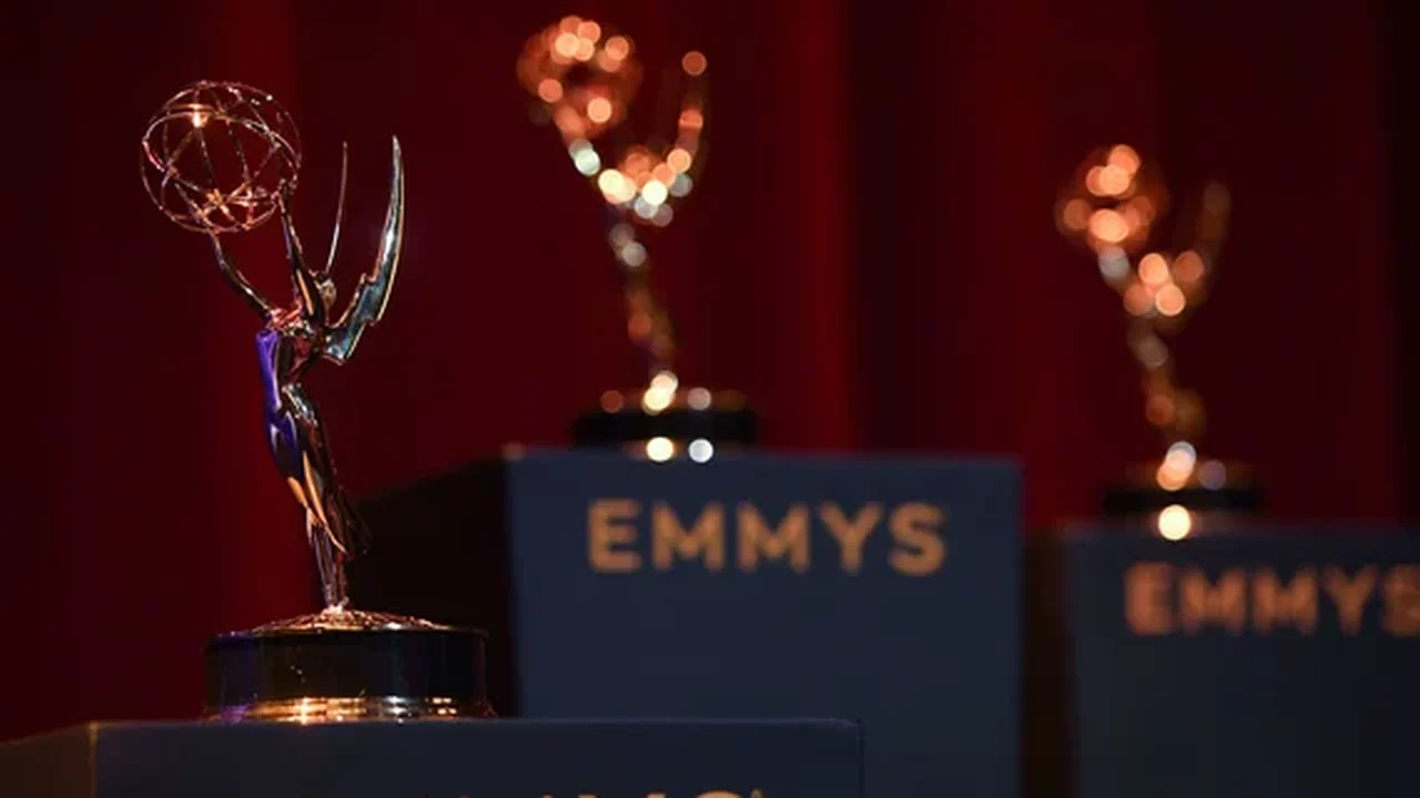 Emmy Awards 2026: saiba onde assistir às séries vencedoras da premiação