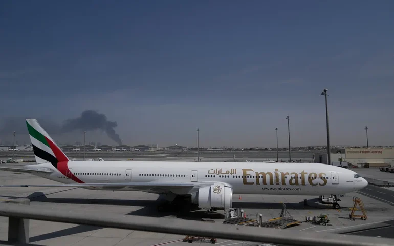 Imagem de Dubai como um paraíso fiscal seguro é abalada por explosões de ataques aéreos iranianos