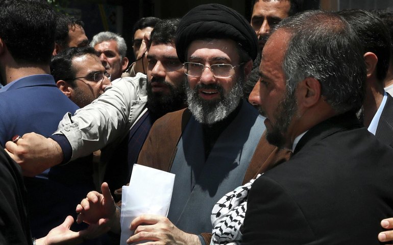 Novo líder supremo do Irã já exerce funções constitucionais, diz chanceler