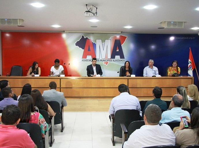 Prefeitos querem prazo e definição de financiamento para implantar PEC