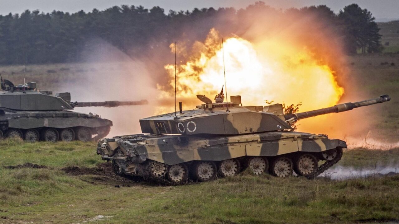 Tanques britânicos Challenger 2 já são usados ​​dentro da Rússia por tropas ucranianas, indica imprensa do Reino Unido