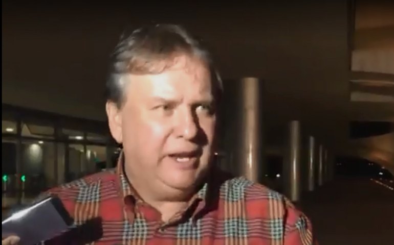 ‘Não dá pra ficar calado com abuso do preço do combustível’, diz líder caminhoneiro