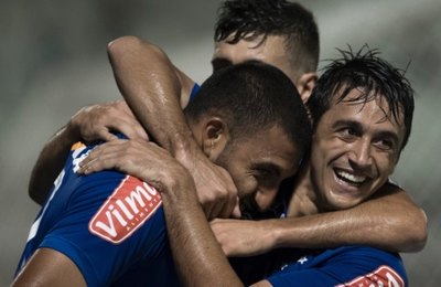 Cruzeiro goleia o Botafogo fora de casa e dá passo importante na Copa BR
