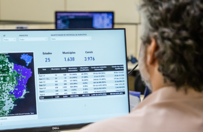 Ministério das Comunicações apresenta painel com evolução do programa Digitaliza Brasil 