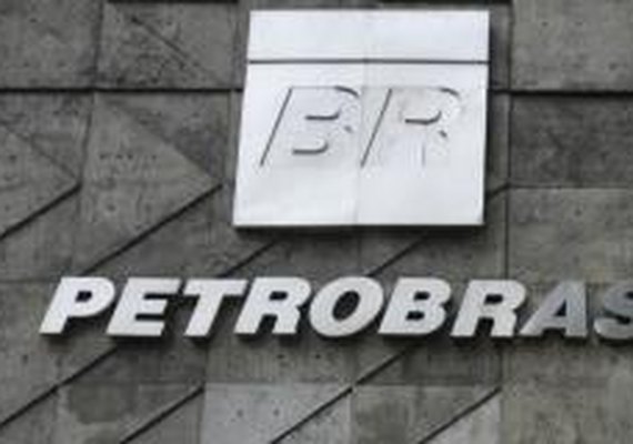 Petrobras reforça esclarecimentos de Graça Foster sobre compra de refinaria