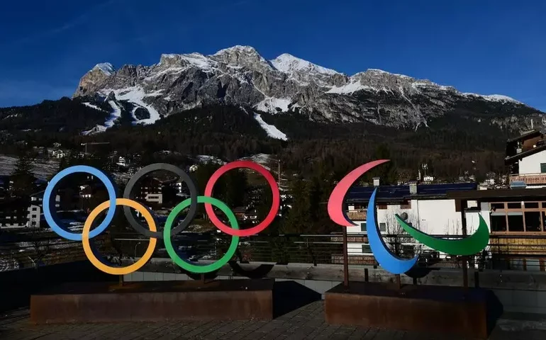 Curling em cadeira de rodas abre disputa das Paralimpíadas na Itália