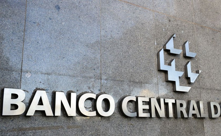 Focus: projeção de crescimento do PIB de 2025 tem ligeira alta de 2,18% para 2,19%