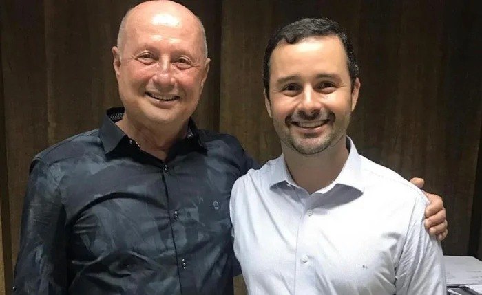 Fernando Toledo requereu aposentadoria e o filho, Bruno Toledo, deputado estadual, se inscreveu para a vaga  no Tribunal de Contas