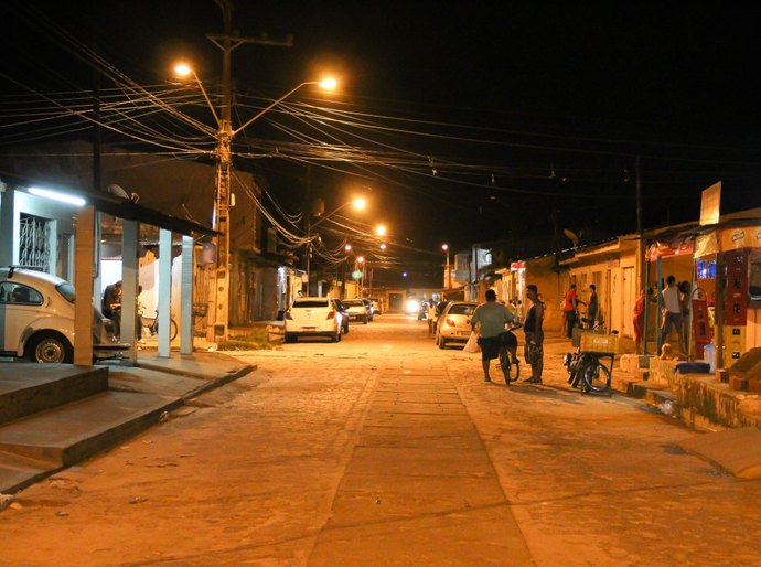Prefeitura de Maceió renova iluminação no bairro do Trapiche