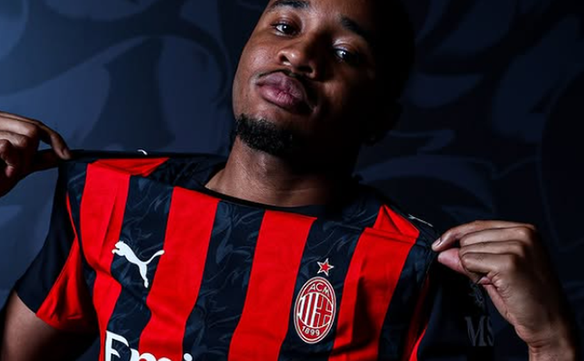 Preterido após chegadas de João Pedro e Estêvão ao Chelsea, Nkunku acerta com o Milan
